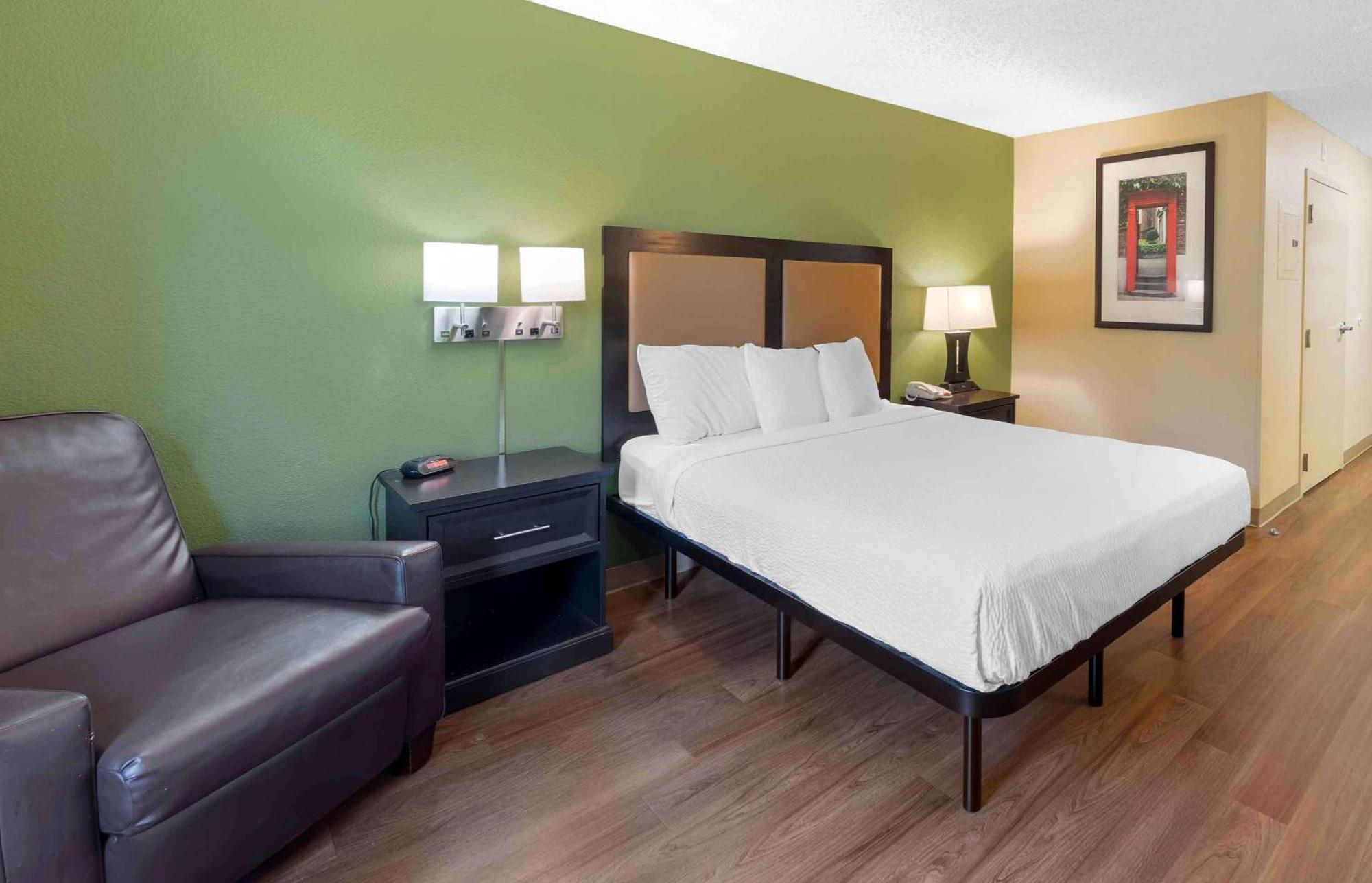 Extended Stay America Select Suites - Columbia - Gateway Drive Buitenkant foto